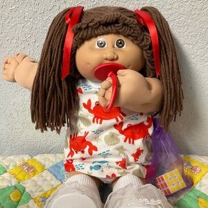 Vintage Cabbage Patch Kid Girl With Pacifier HM#4 Brown Hair Brown Eyes 1985